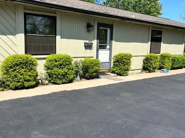 107 S 15th St #C, Van Buren, AR 72956