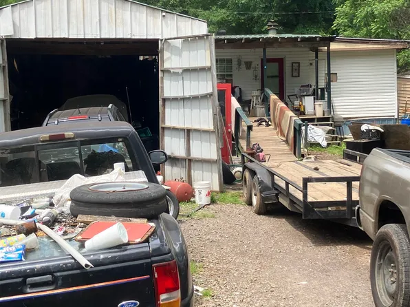 28 West St, Conway, AR 72032
