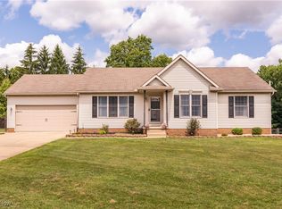 2091 Crestwood St, Alliance, OH 44601