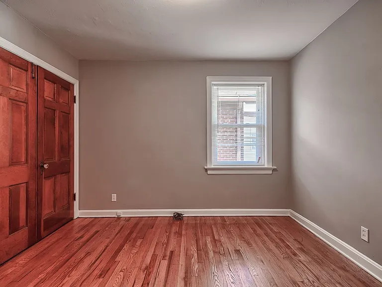 6401 Potomac — Photo 12