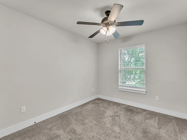 4202 Plumley Ave — Photo 26