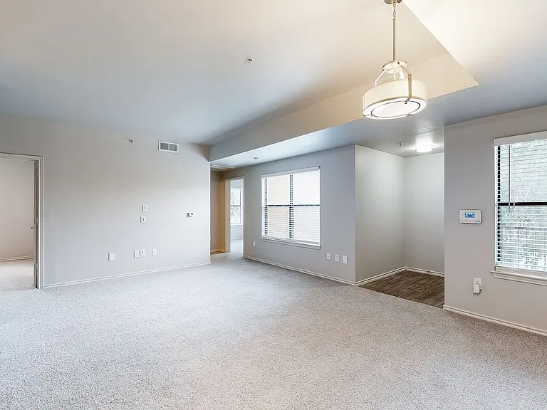 Sereno Park Apartments — Photo 81