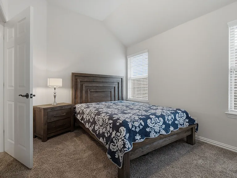 1216 Bayonet St — Photo 26