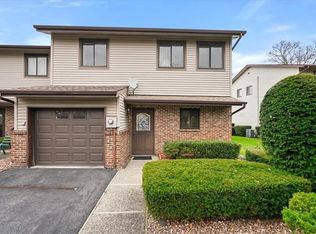 709 Hewitt Ln, New Windsor, NY 12553