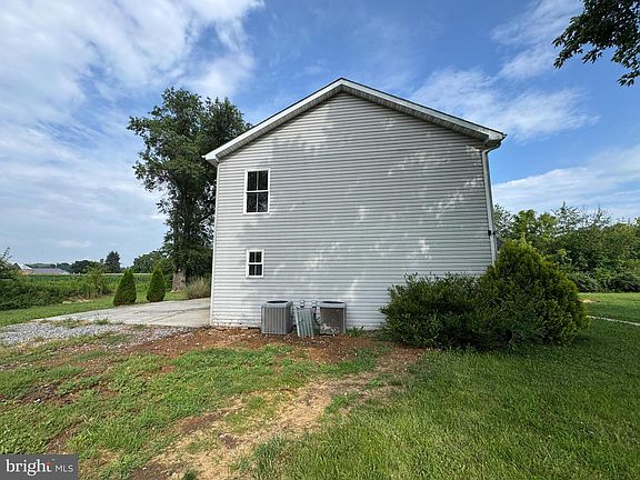 2nd image of 513 Vinell Ln