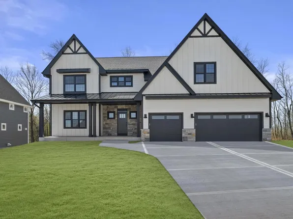 N54W19323 Broadwing PLACE, Menomonee Falls, WI 53051