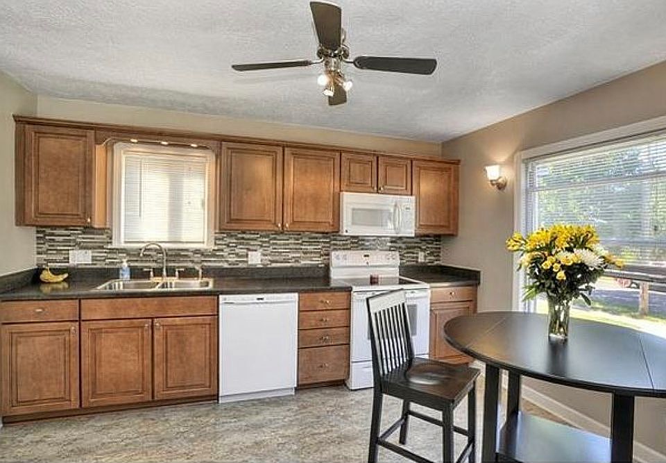 1st image of 1719 Wexford Ave