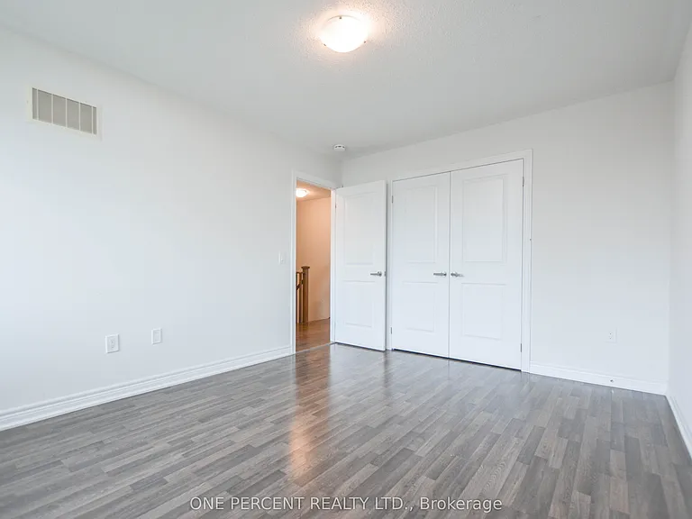 19838 Leslie St — Photo 29