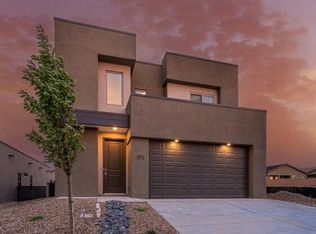 372 Wyatt Ave SW, Los Lunas, NM 87031