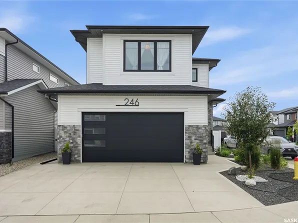 246 Prasad MANOR, Saskatoon, SK S7V 1L4