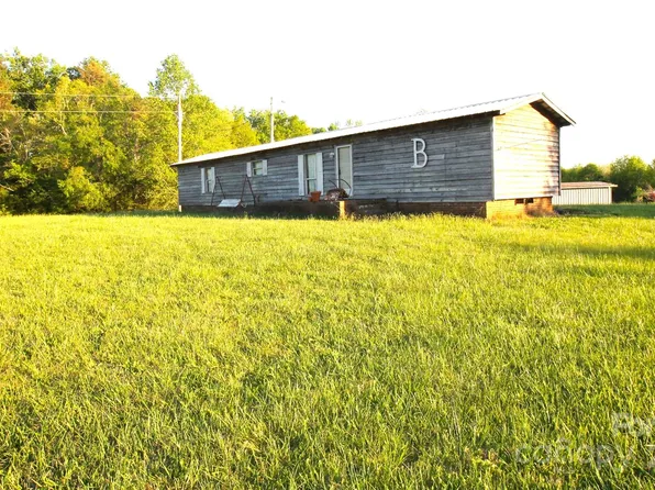 1145 Bess Town Rd, Bessemer City, NC 28016