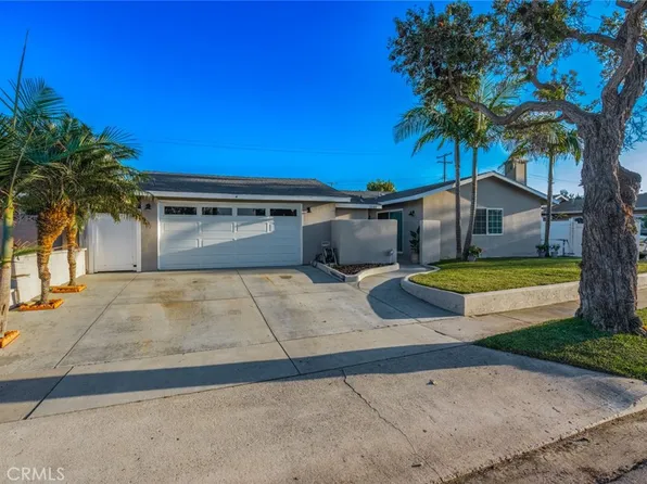 3140 Sumatra Pl, Costa Mesa, CA 92626