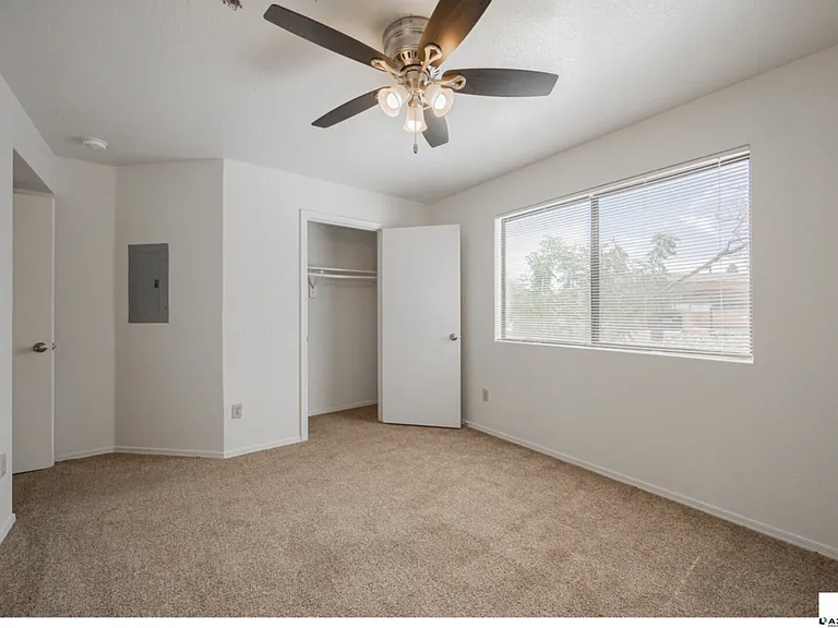 16033 N 25th St #102 — Photo 15