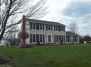 1676 King Dr, Uniontown, OH 44685