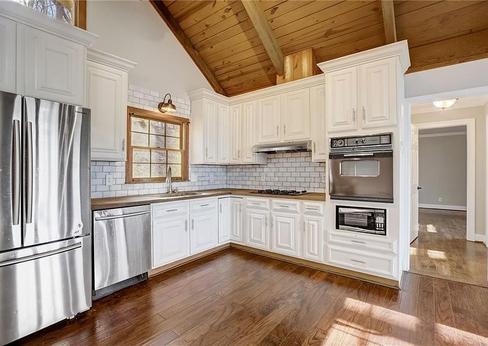 862 Lake Arrowhead Dr Waleska GA Zillow