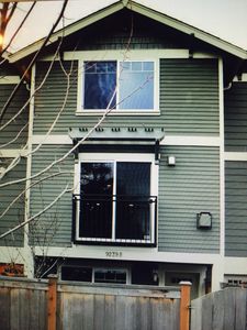 9239B 17th Ave SW, Seattle, WA, 98106