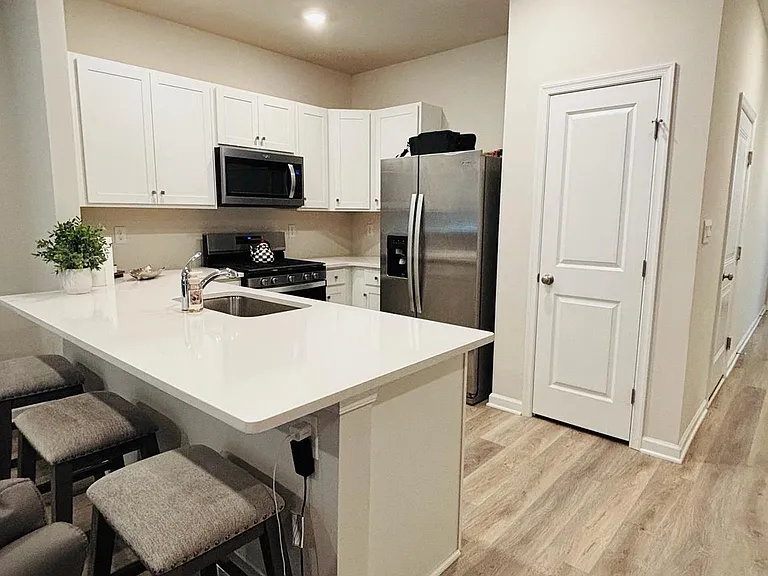 1178 Martin Rd — Photo 2