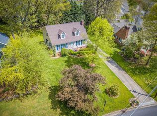 2810 Steven Dr, Johnson City, TN 37604