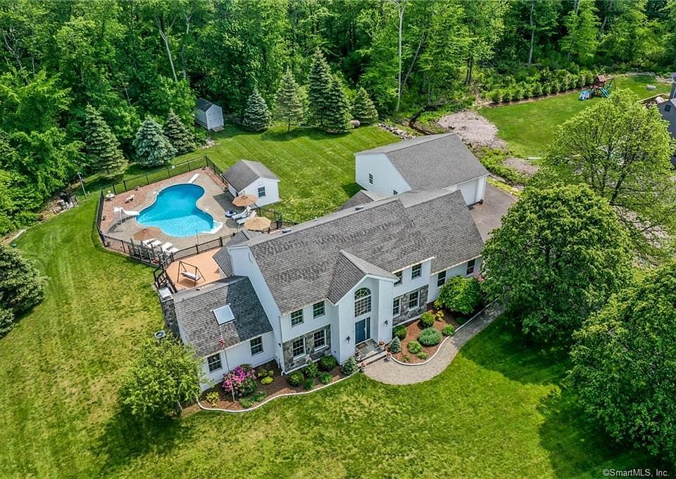 4 Centennial Dr, Danbury, CT 06811 Zillow