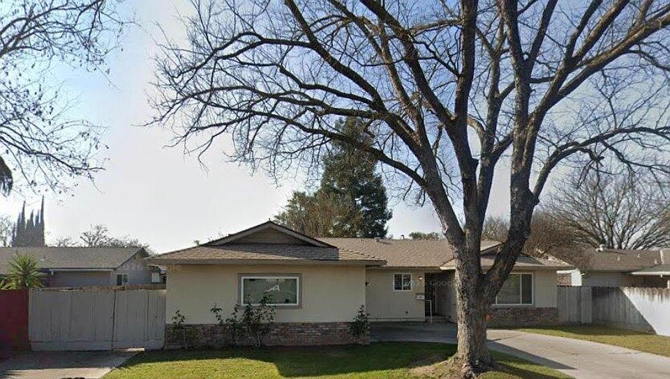 1st image of 1613 E Call Way