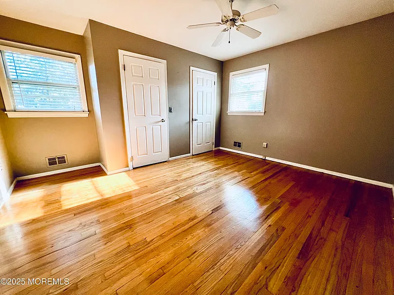 8 Corey Dr — Photo 16