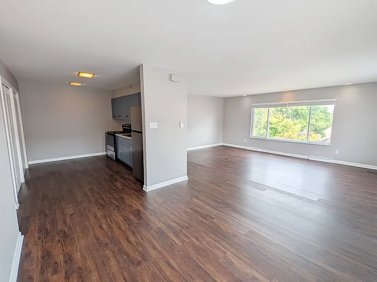 110 Cromwell Pl #3 — Photo 34