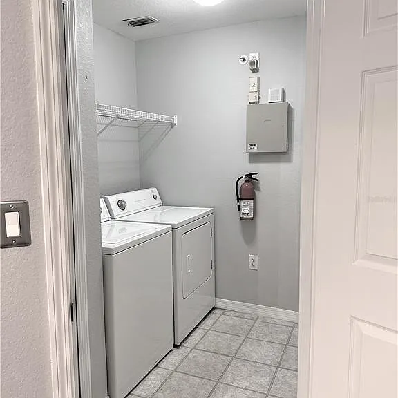 5475 Vineland Rd #8304 — Photo 20