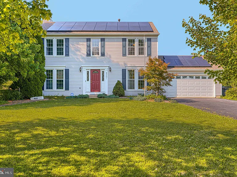 8301 Whitebark Ct — Photo 1