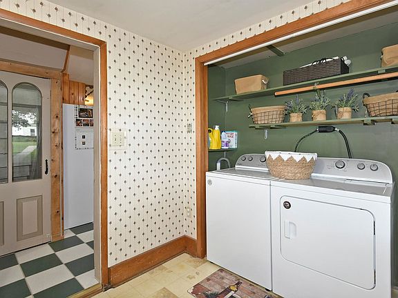 3rd image of 2089 SW 88th St