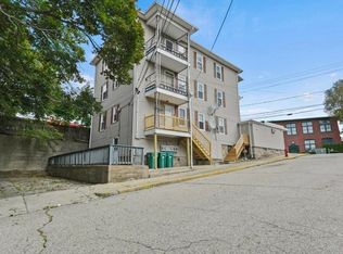 825 Park Ave #3, Woonsocket, RI 02895