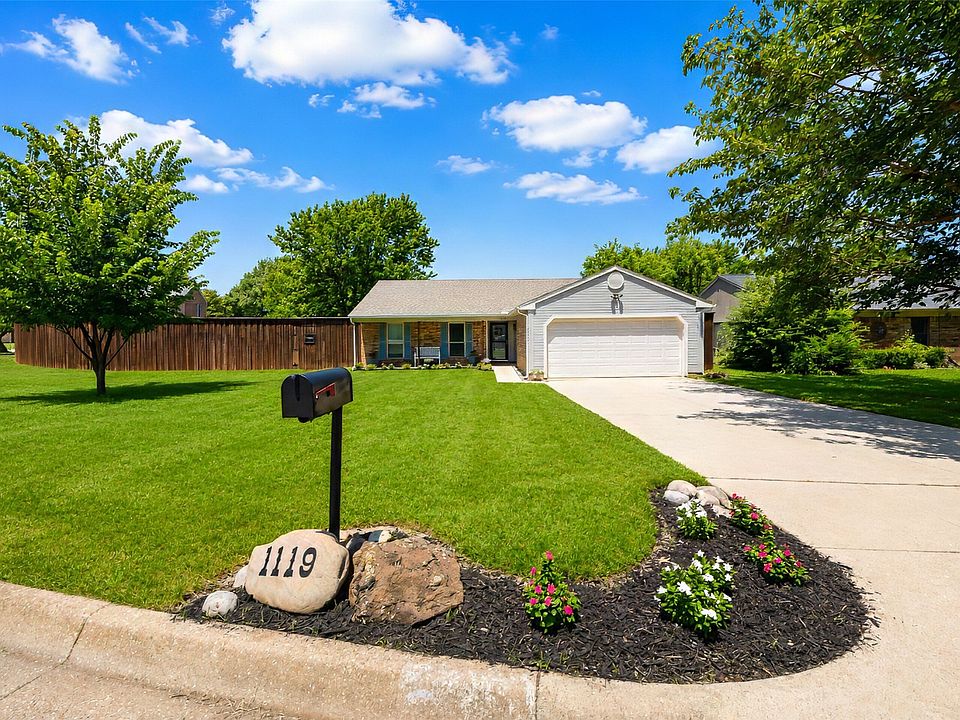 1st image of 1119 Normandy Dr