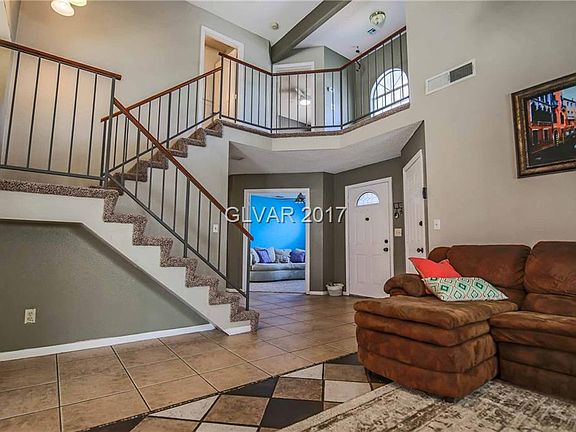 4th image of 7133 Maybrook Dr