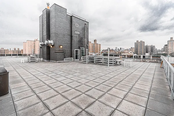 Rented by Metropolitan Property Group | media 42