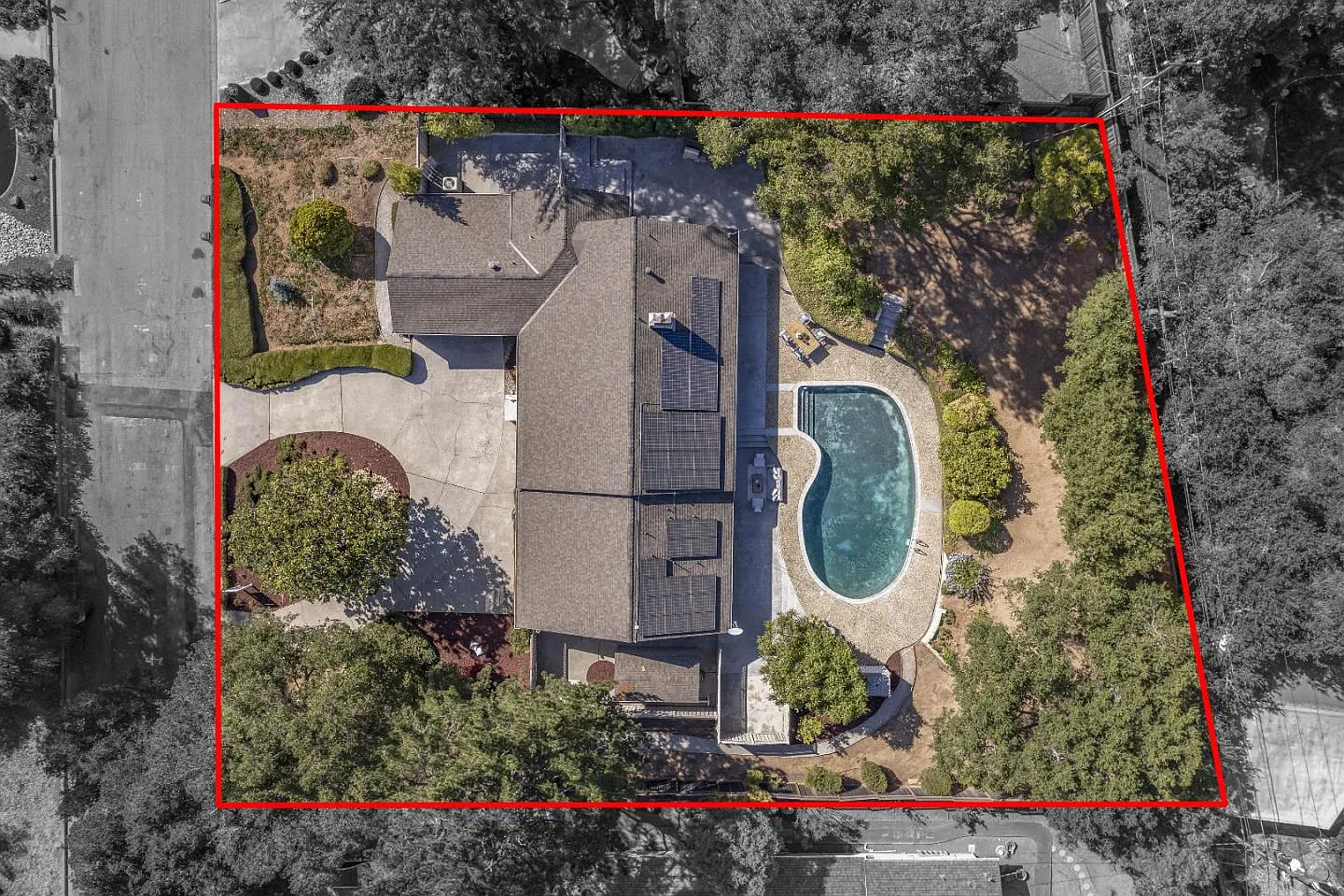 14231 Juniper Ln photo 1