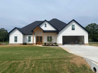 3007 Vincintage Cv, Alexander, AR 72002