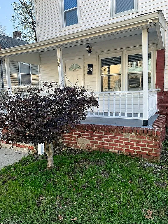 30 Lockwood Ave photo 1