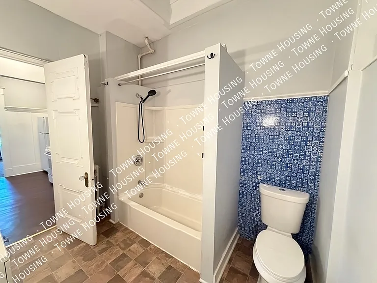479 Delaware Ave #5 — Photo 17