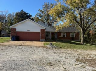 5501 Dober Ln, Saint Louis, MO 63129