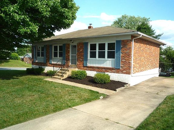 2nd image of 53 White Clay Cres