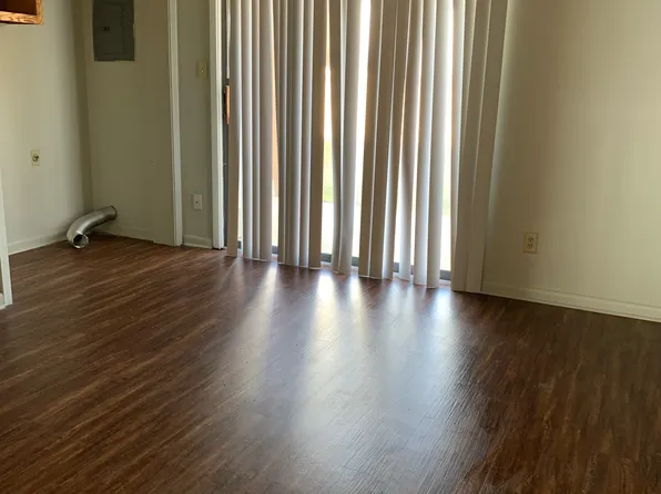 1500 S Feemster Lake Rd #12, Tupelo, MS 38804