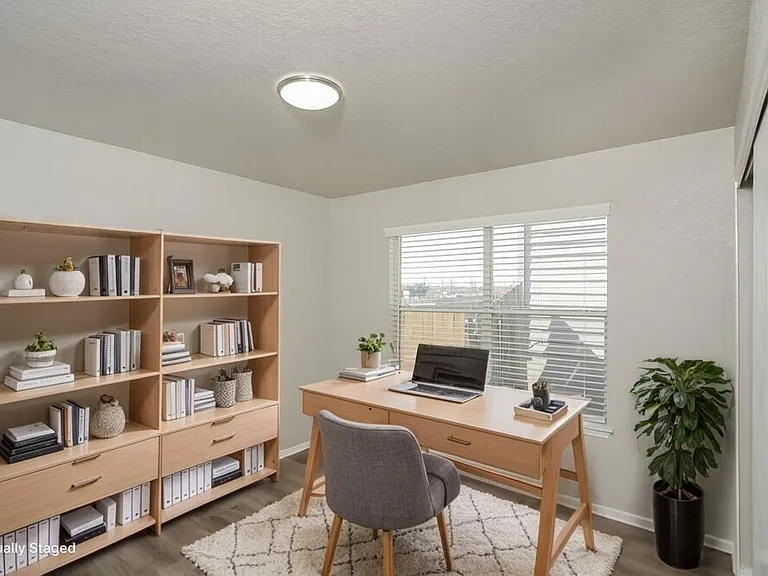 9122 Blazer Pl — Photo 16