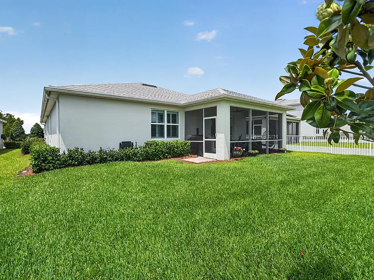 10430 SW Captiva Dr — Photo 34