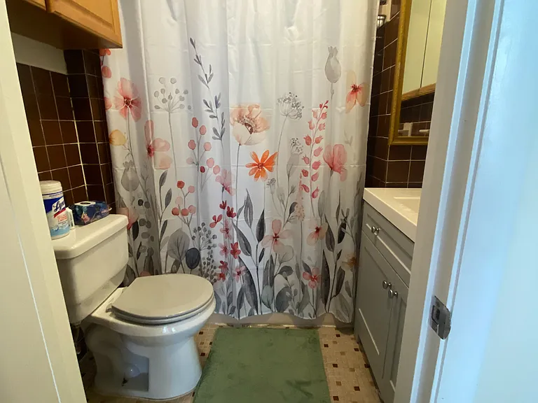 14 Foster St #4F — Photo 12