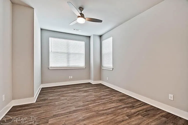 1701 W Deane St — Photo 13
