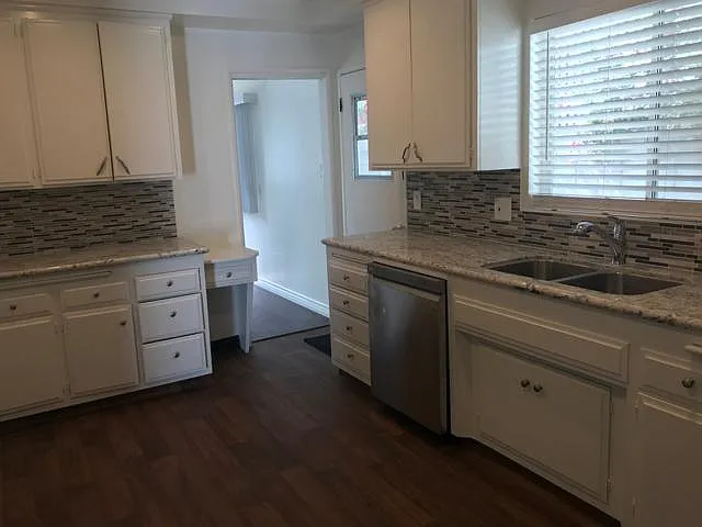 7515 McConnell Ave — Photo 5