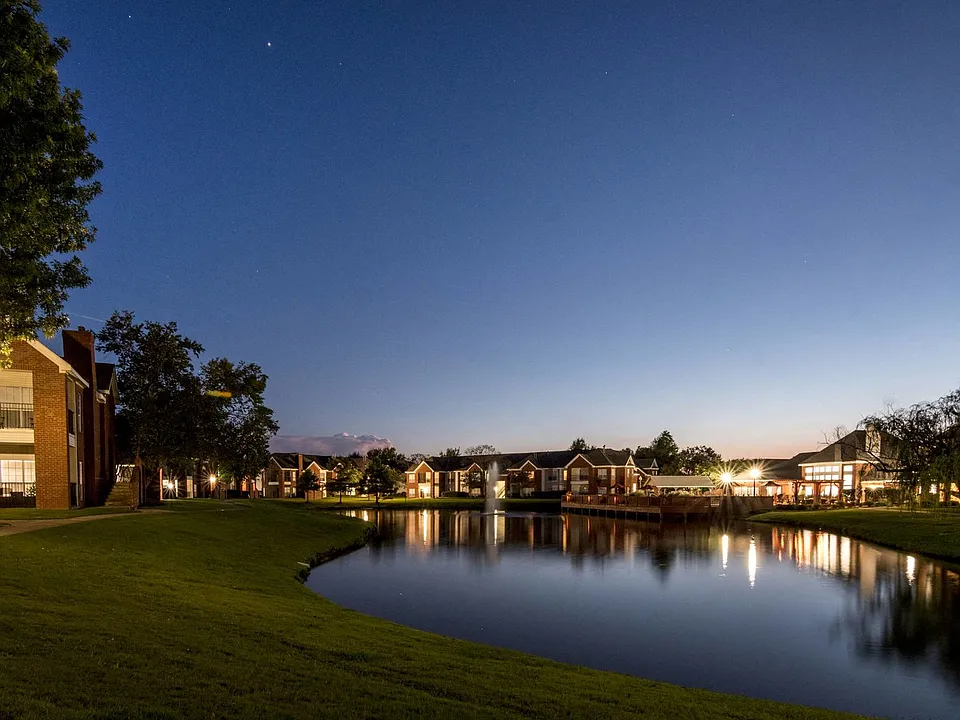 Sturbridge Commons