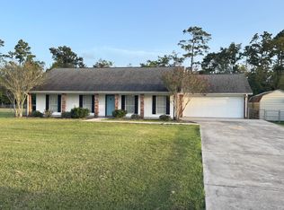 1085 Tomahawk Dr, Lake Charles, LA 70611