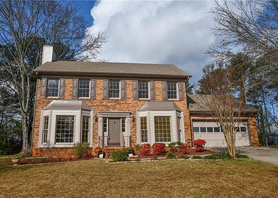 1st image of 1381 Middleburg Hunt