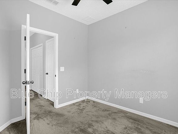 3rd image of 6785 Tussilago Way