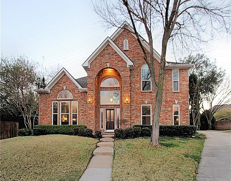1st image of 2836 Pond Wood Dr